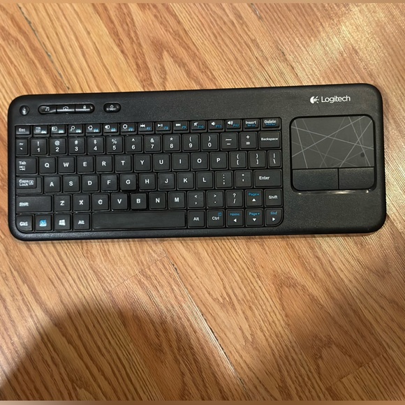 Logitech Wireless Keyboard W USB Bluetooth Connector - Picture 3 of 5